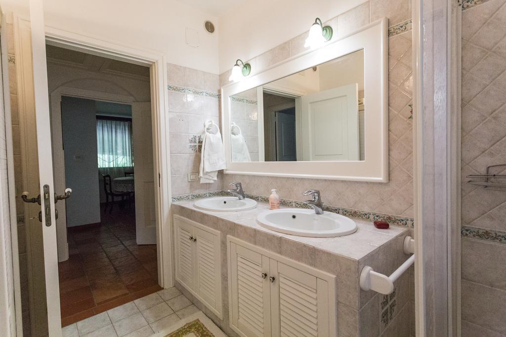 Villa Vetti Ugento Extérieur photo